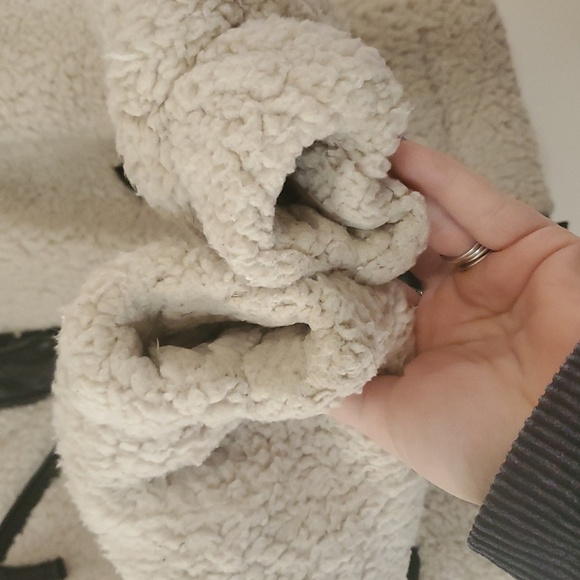 Blank NYC Sherpa Moto Jacket Size XS Faux Leather Details High Neck Pockets - Picture 2 of 16